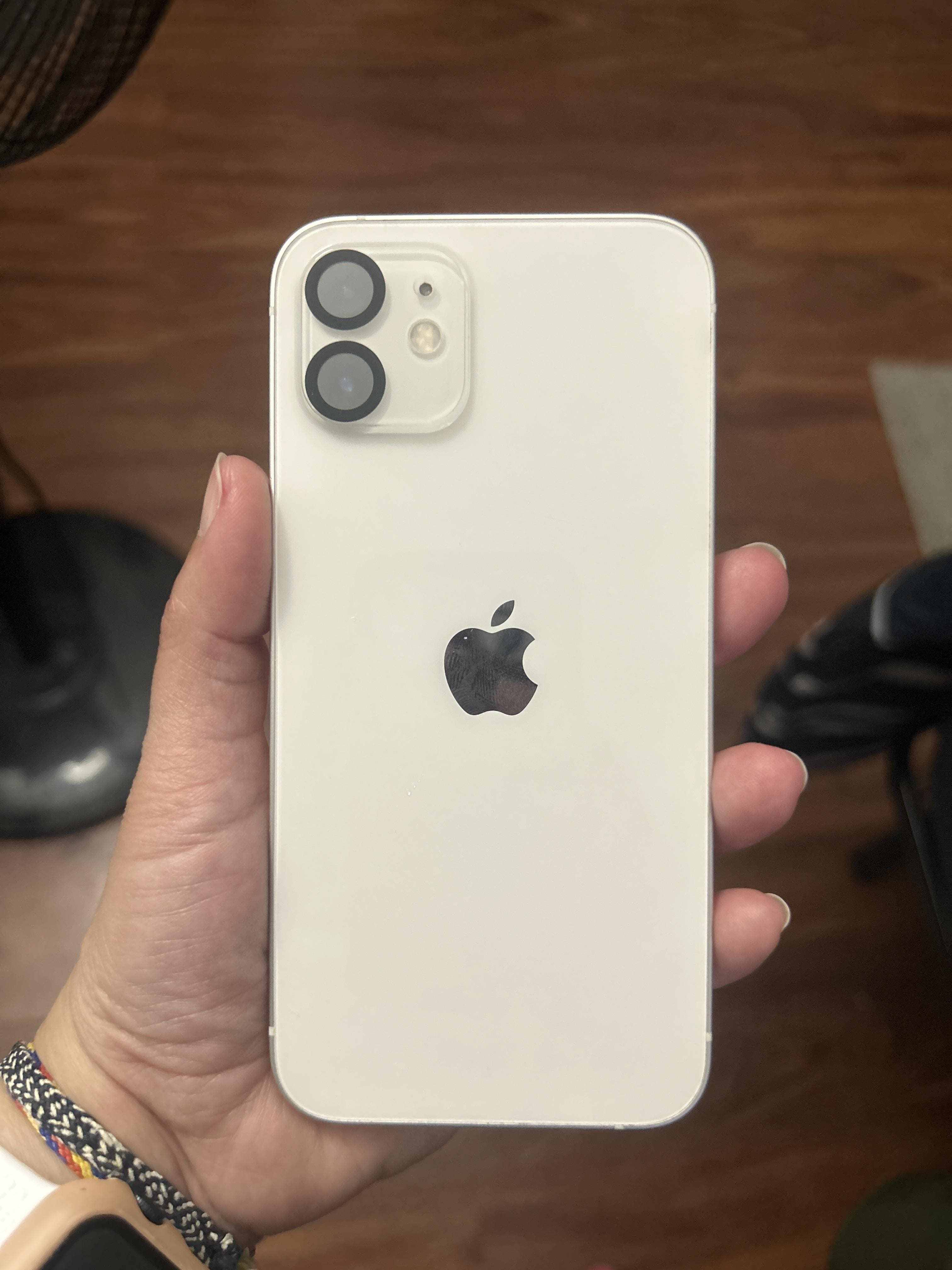 Apple Pre Owned Excellent iPhone 12 5G 128GB (Unlocked) White IPH