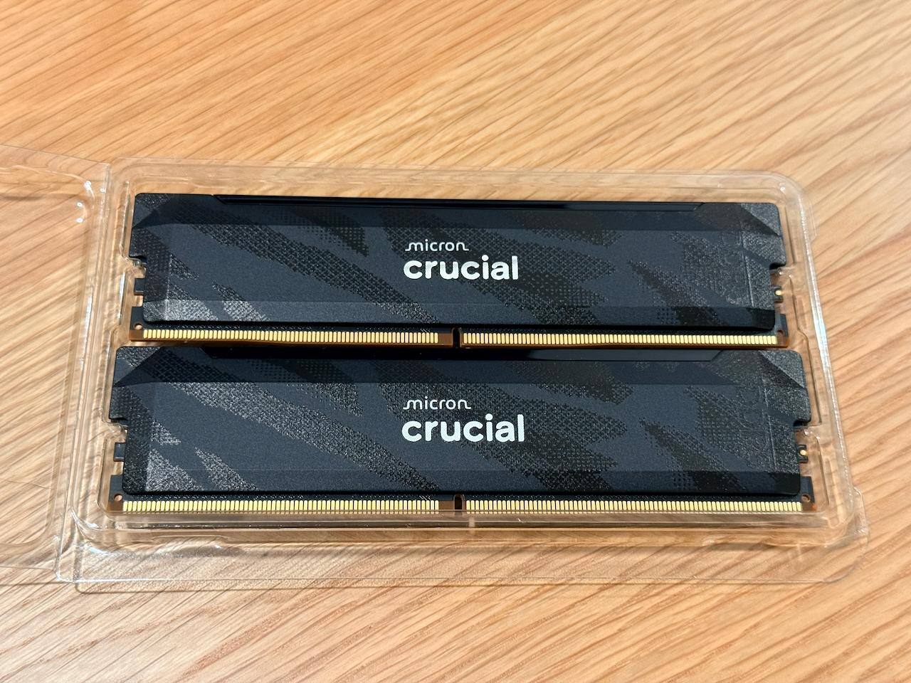 Hefty, strong heat dissipation, click to load a larger version