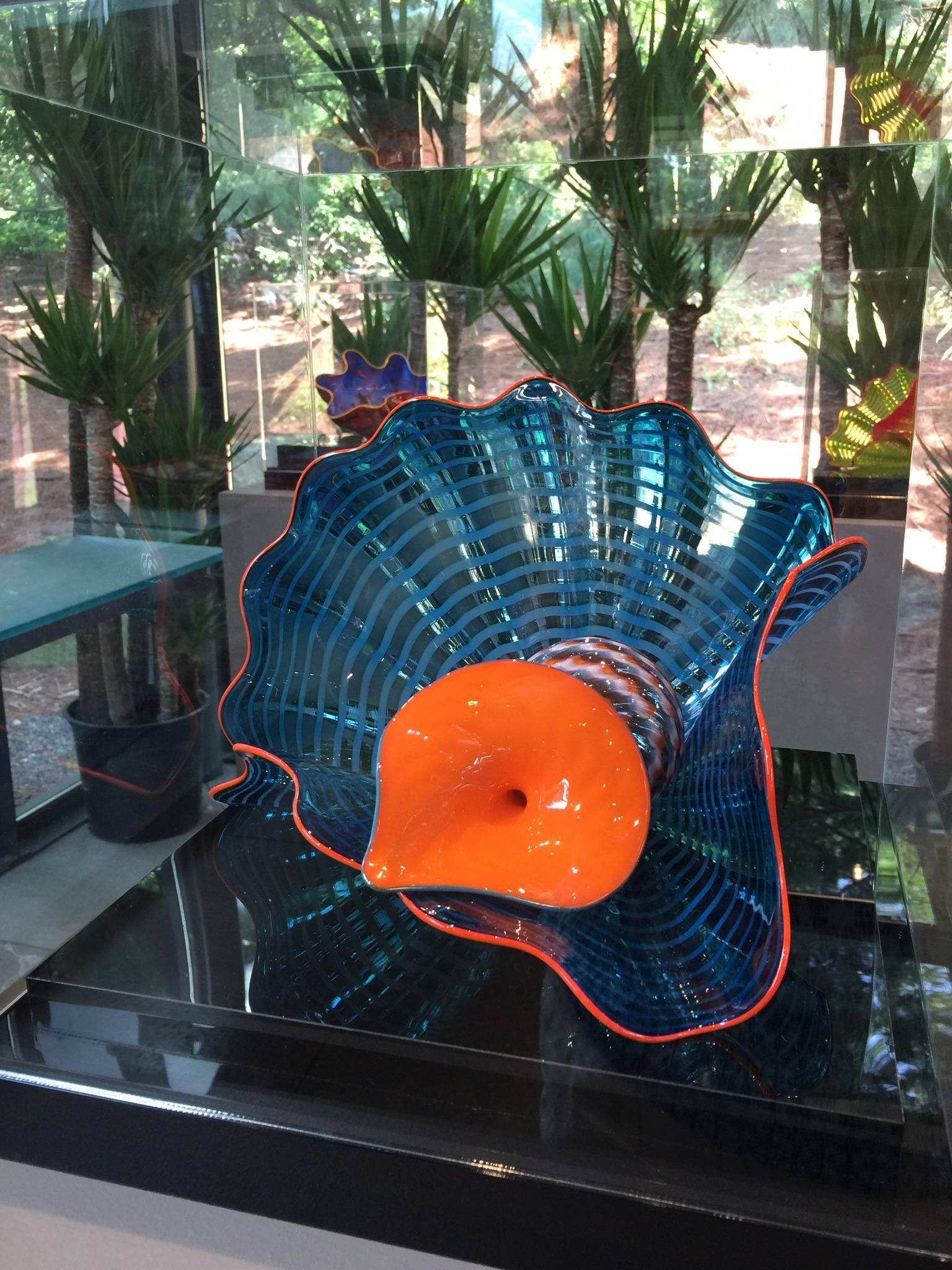 Chihuly exhibit BronxBotanical Gardens, click to load a larger version