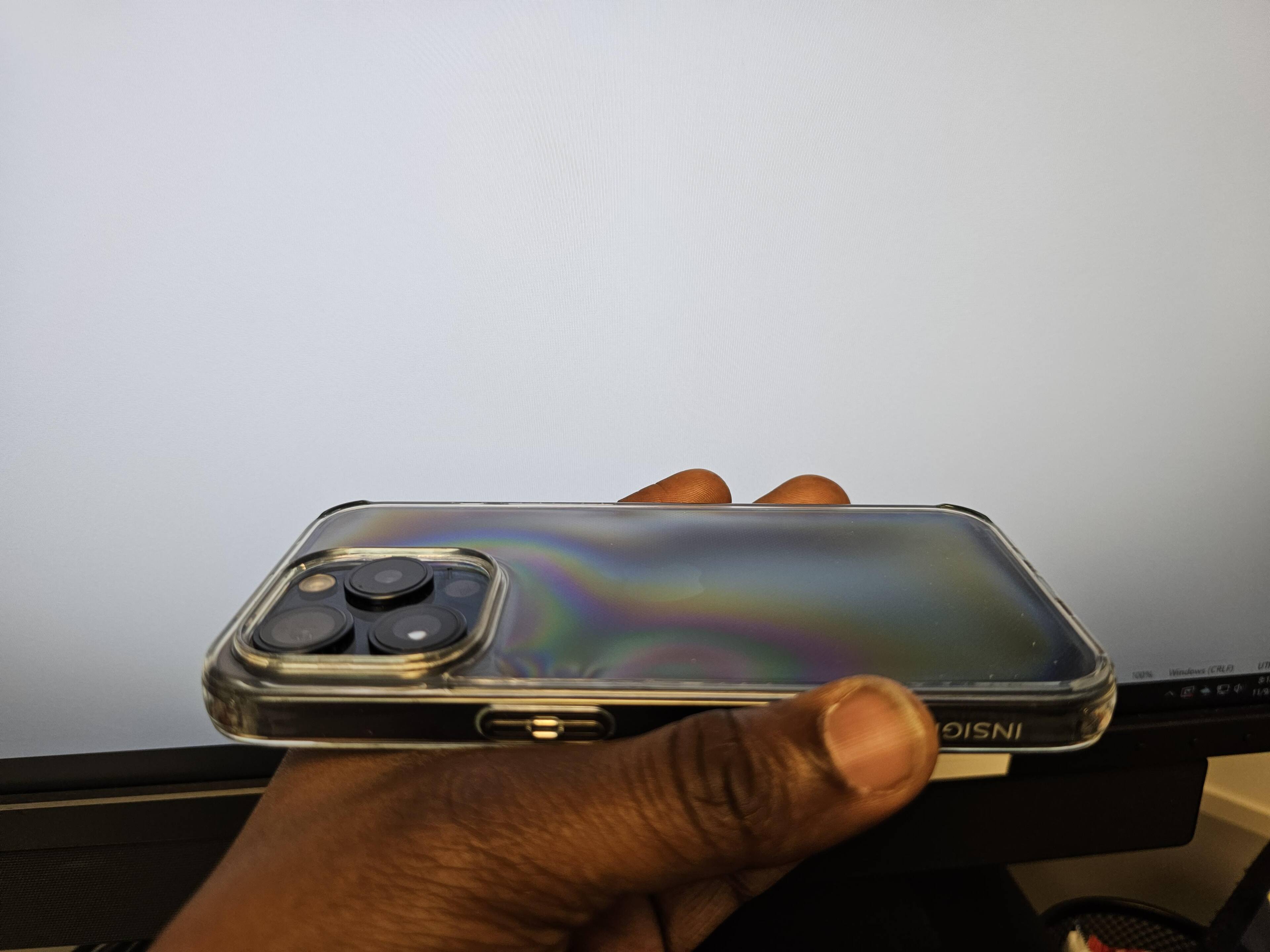 rainbow like appearance under LCD lighting., click to load a larger version