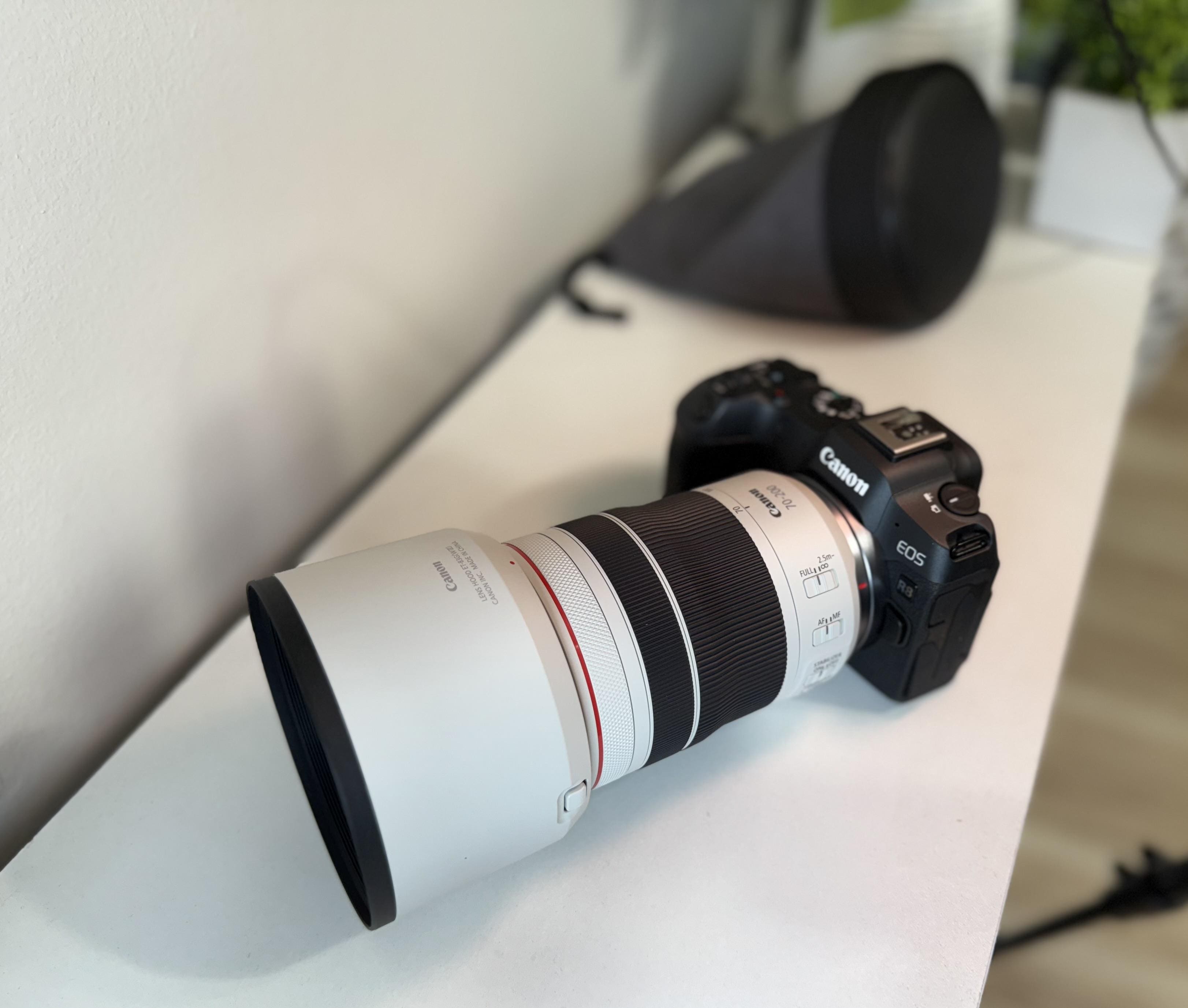 Canon RF70 200mm F4 L IS USM Telephoto Zoom Lens for EOS R Series