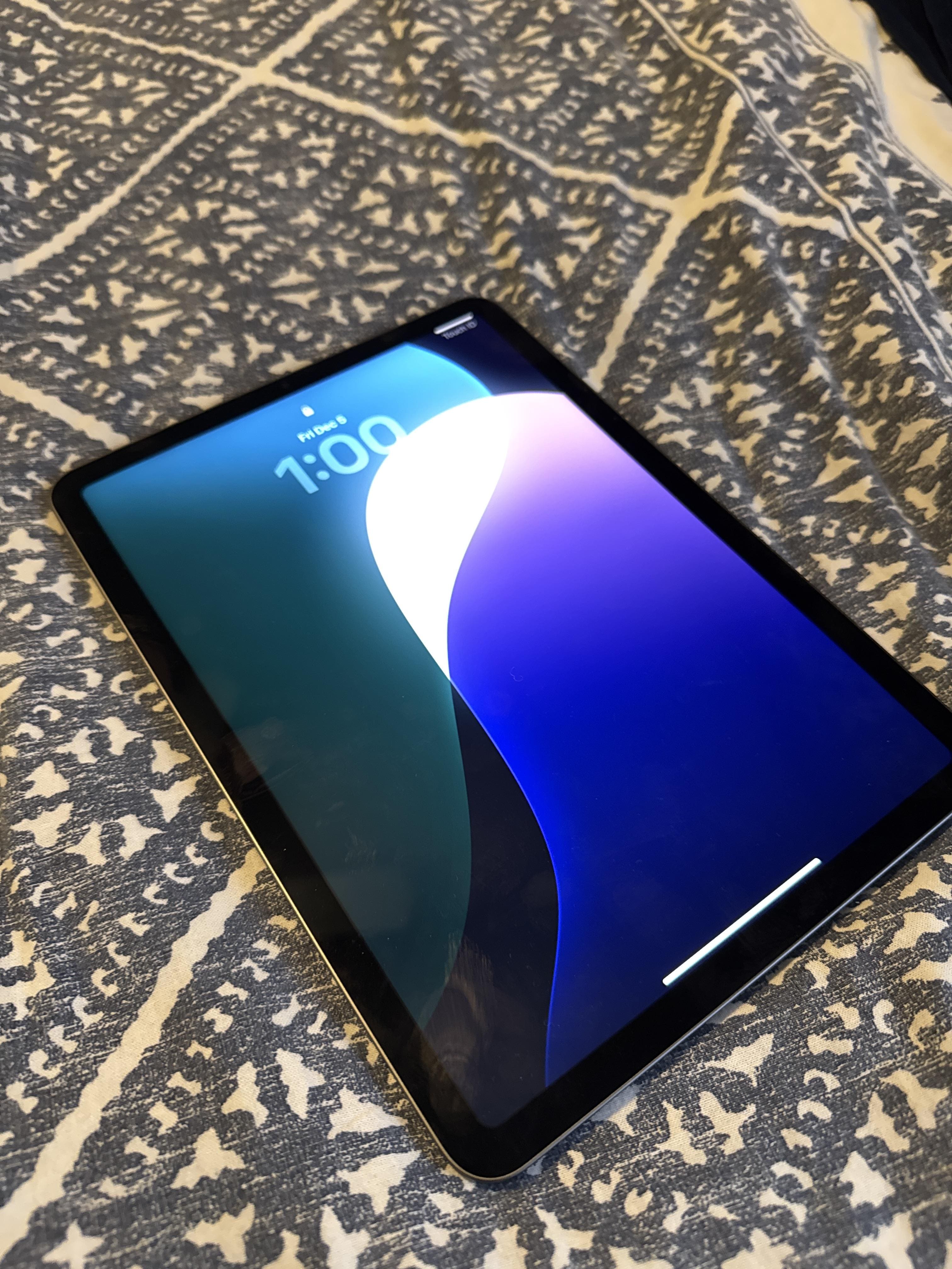 Apple iPad Air5 ブルー 10.9インチ Amazon.com: Apple Early 2022 iPad Air 5th Gen (10.9-inch, Wi-Fi