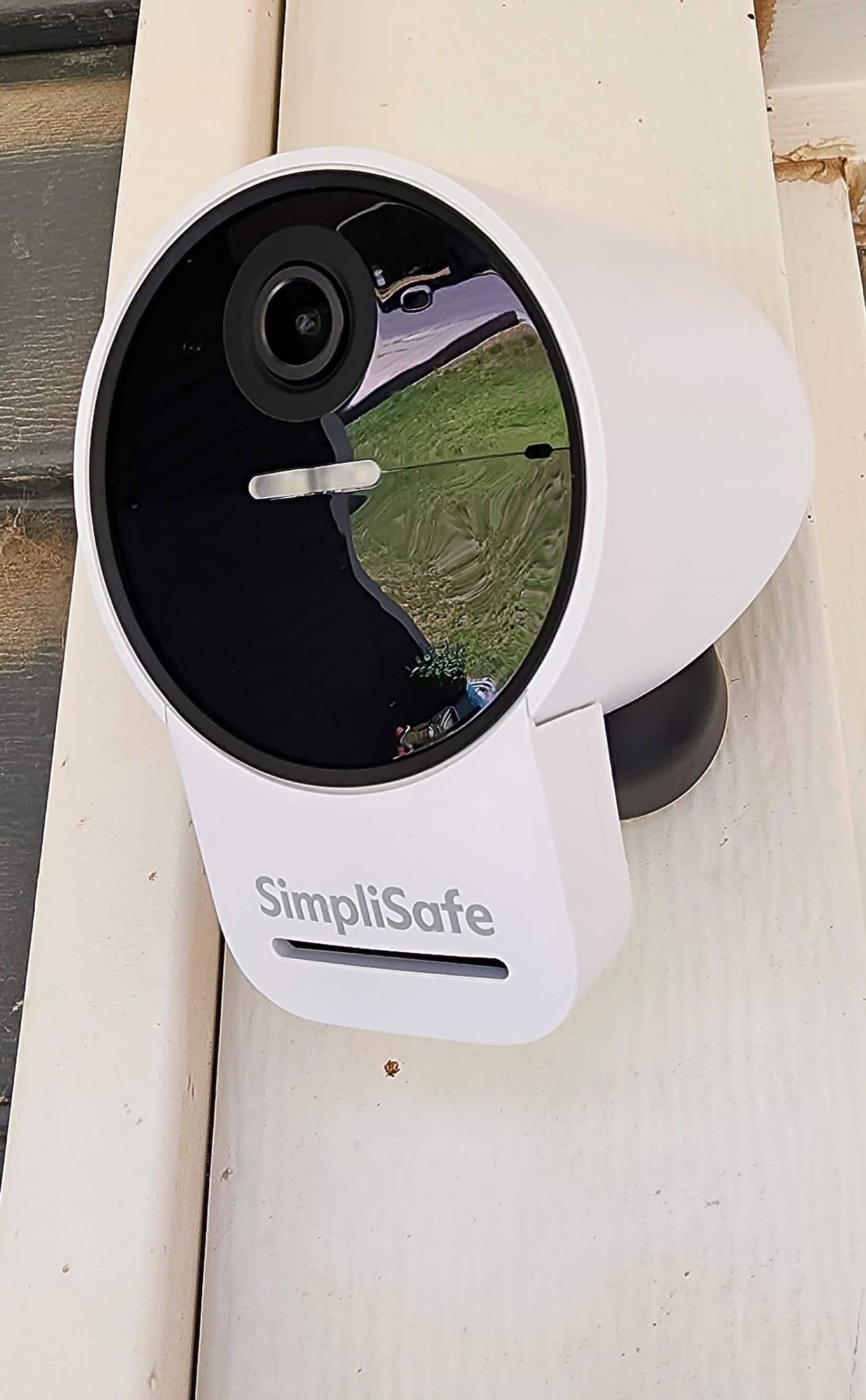SimpliSafe Outdoor Camera Series 2 White CM021-11RUS - Best Buy