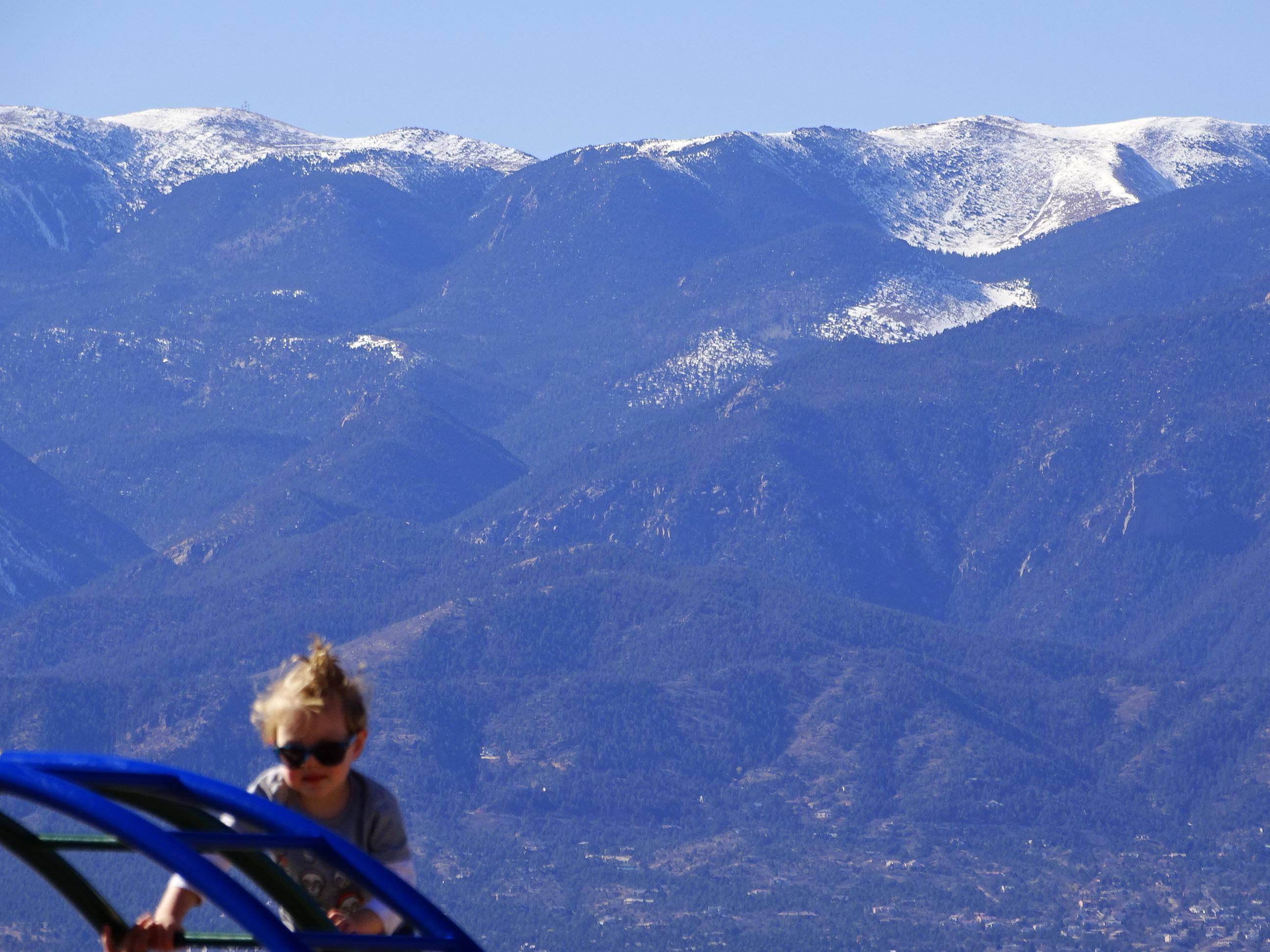 Pikes Peak, click to load a larger version