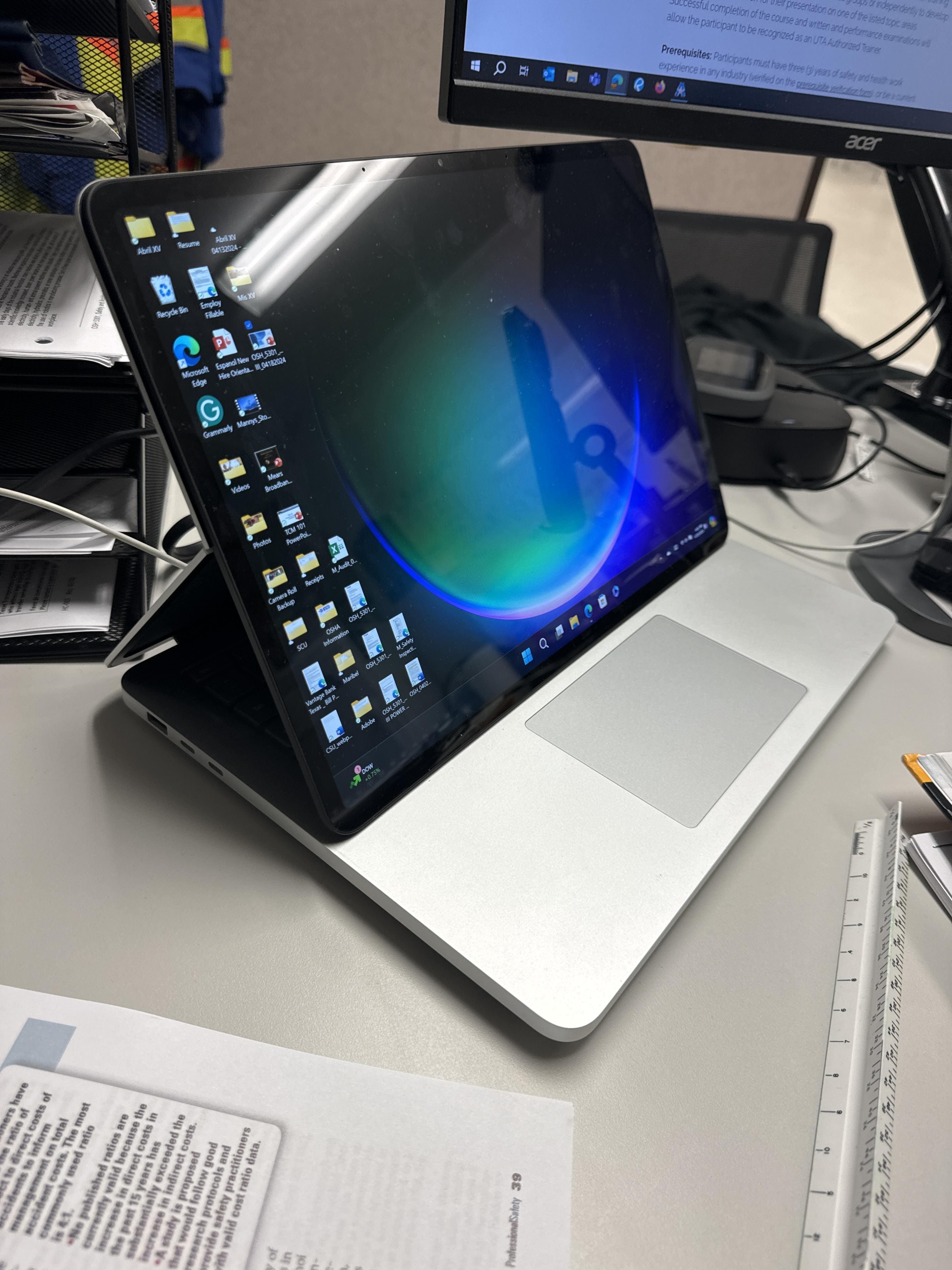 Microsoft Surface Laptop Studio 2 14.4
