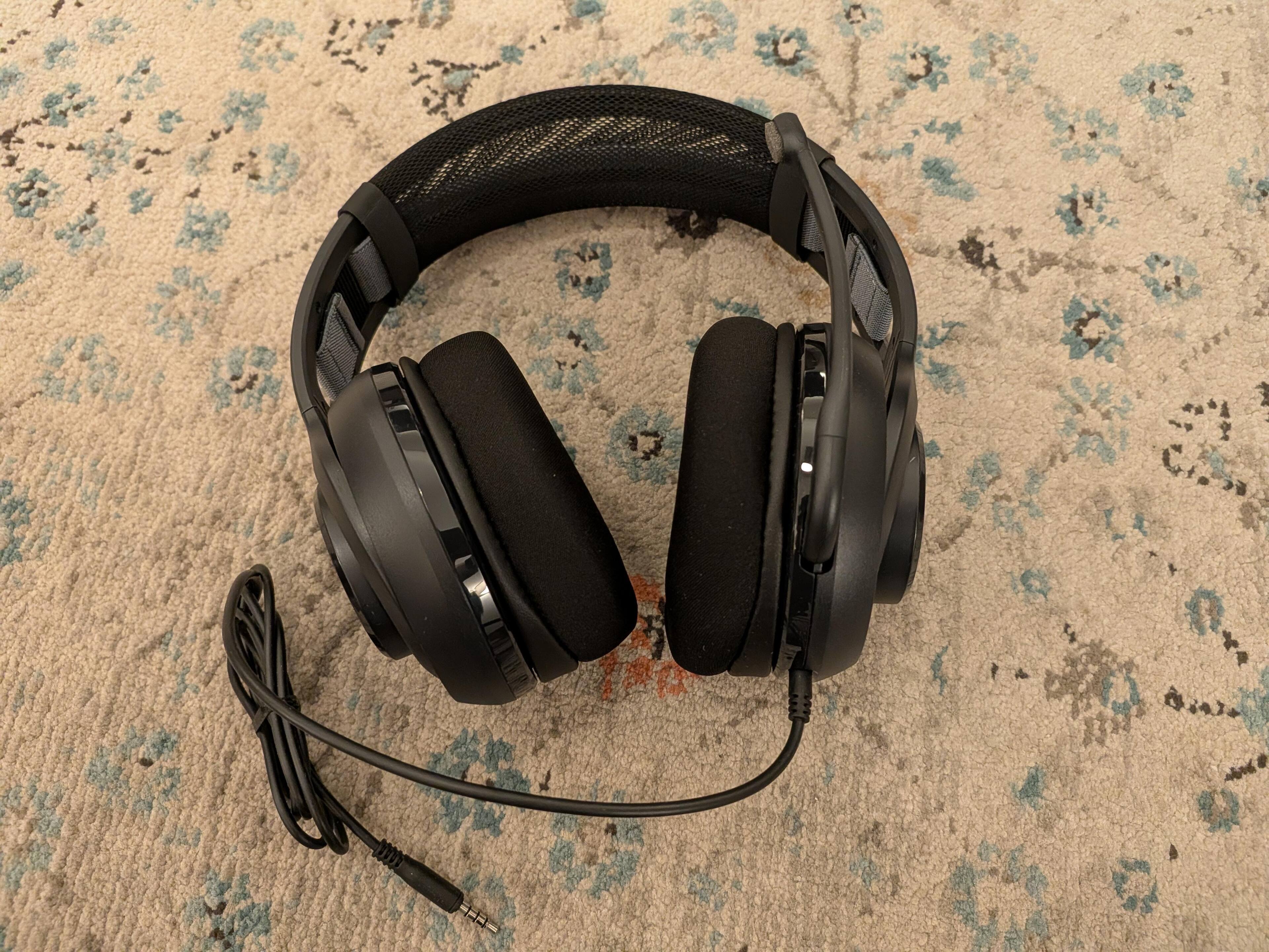 Exellent value. Good construction and sound. I like it!, click to load a larger version