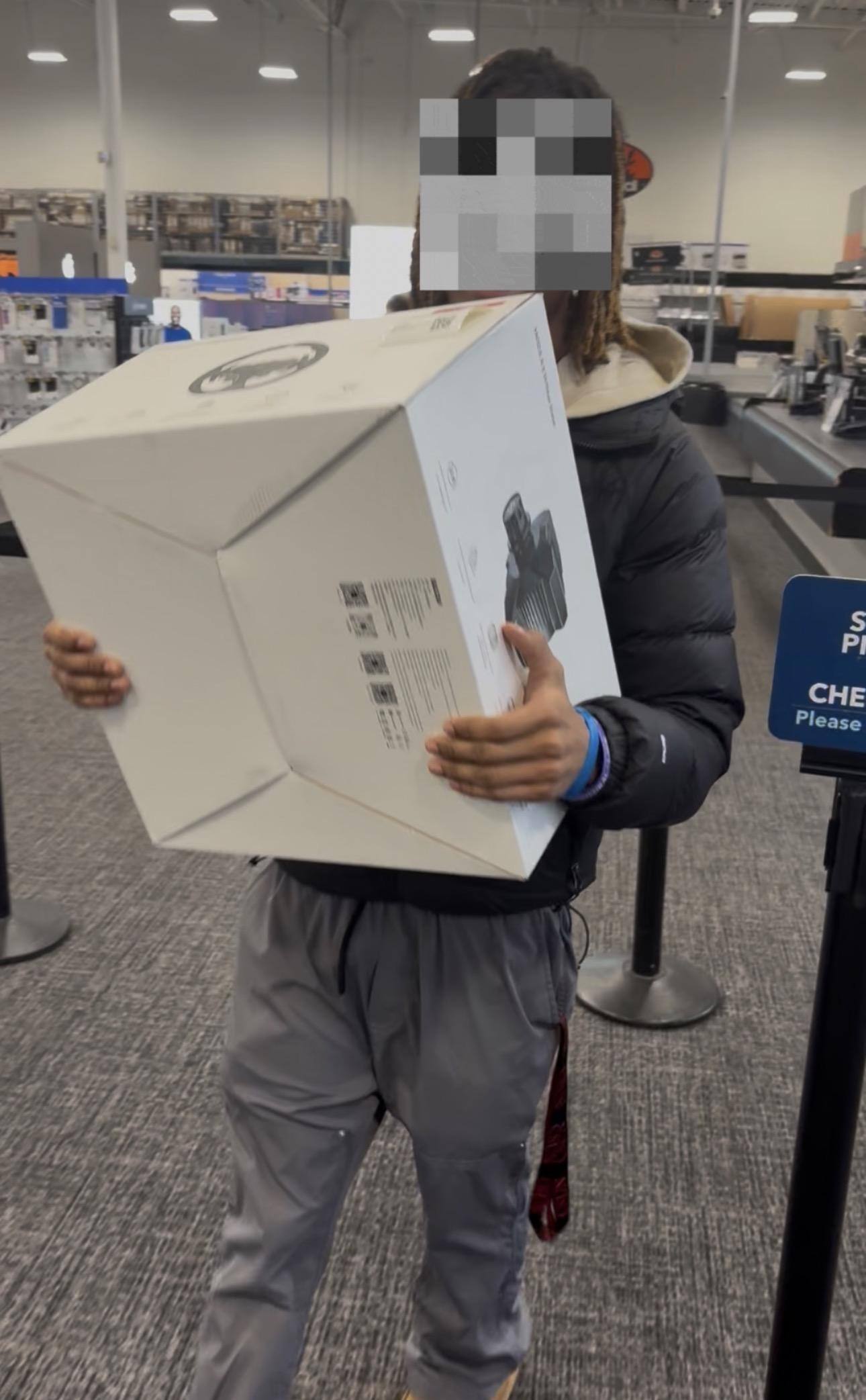 Customer provided, click to load a larger version