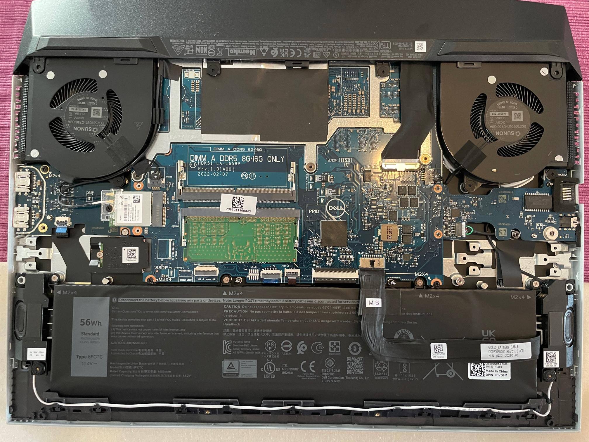 Complete motherboard, click to load a larger version