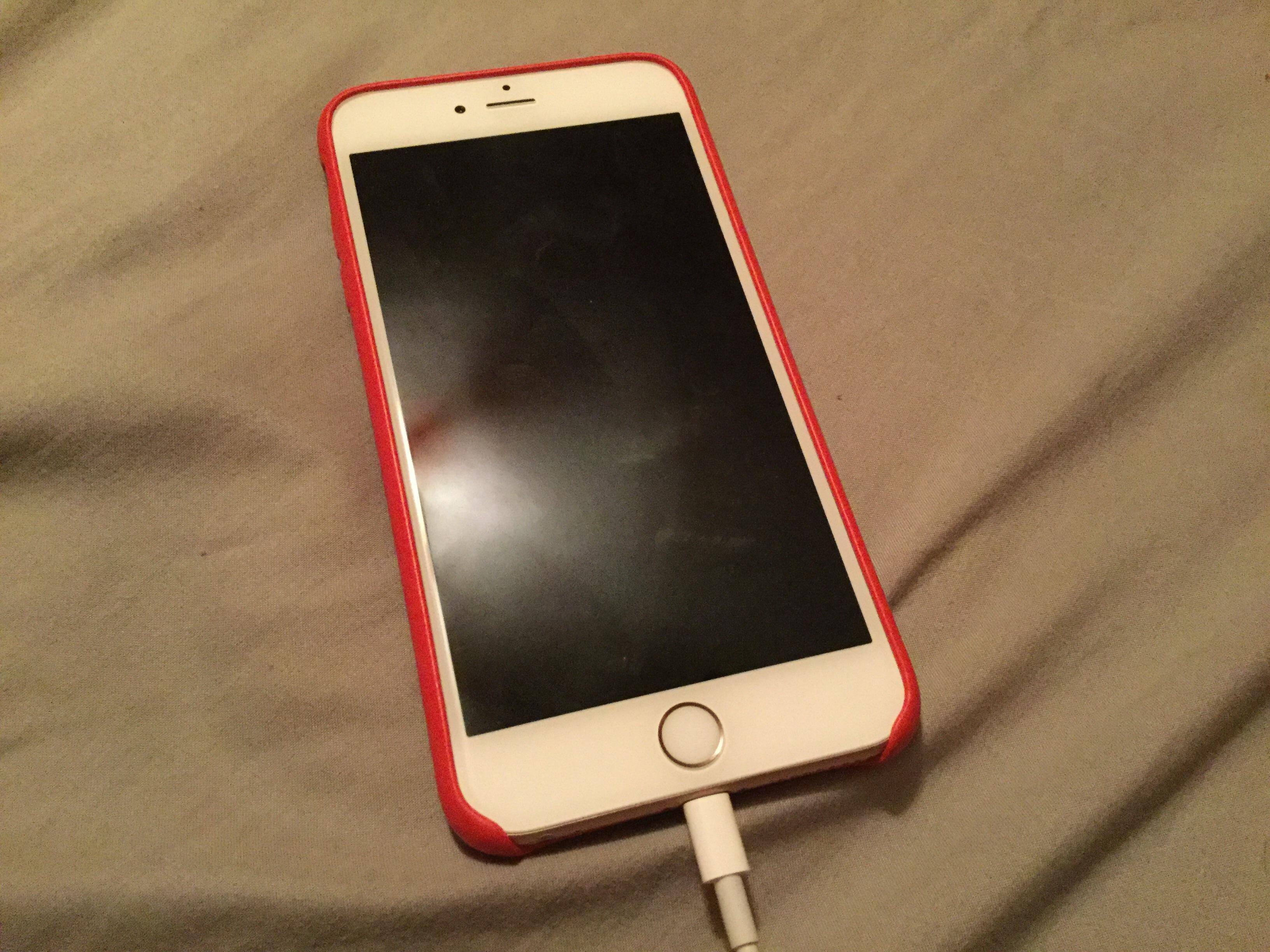 Showing the port space available with the case., click to load a larger version