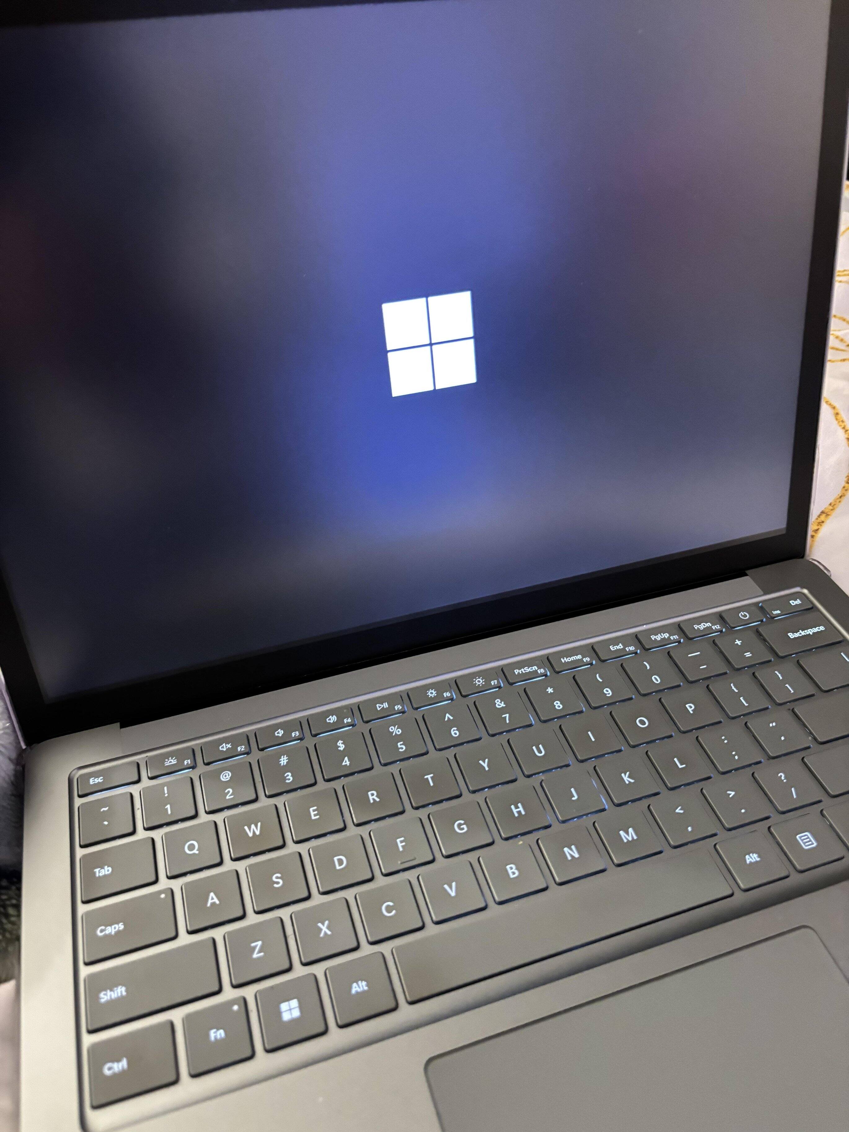 Microsoft GS Cert Refurb Surface Laptop 5 – 13.5” Touch Screen