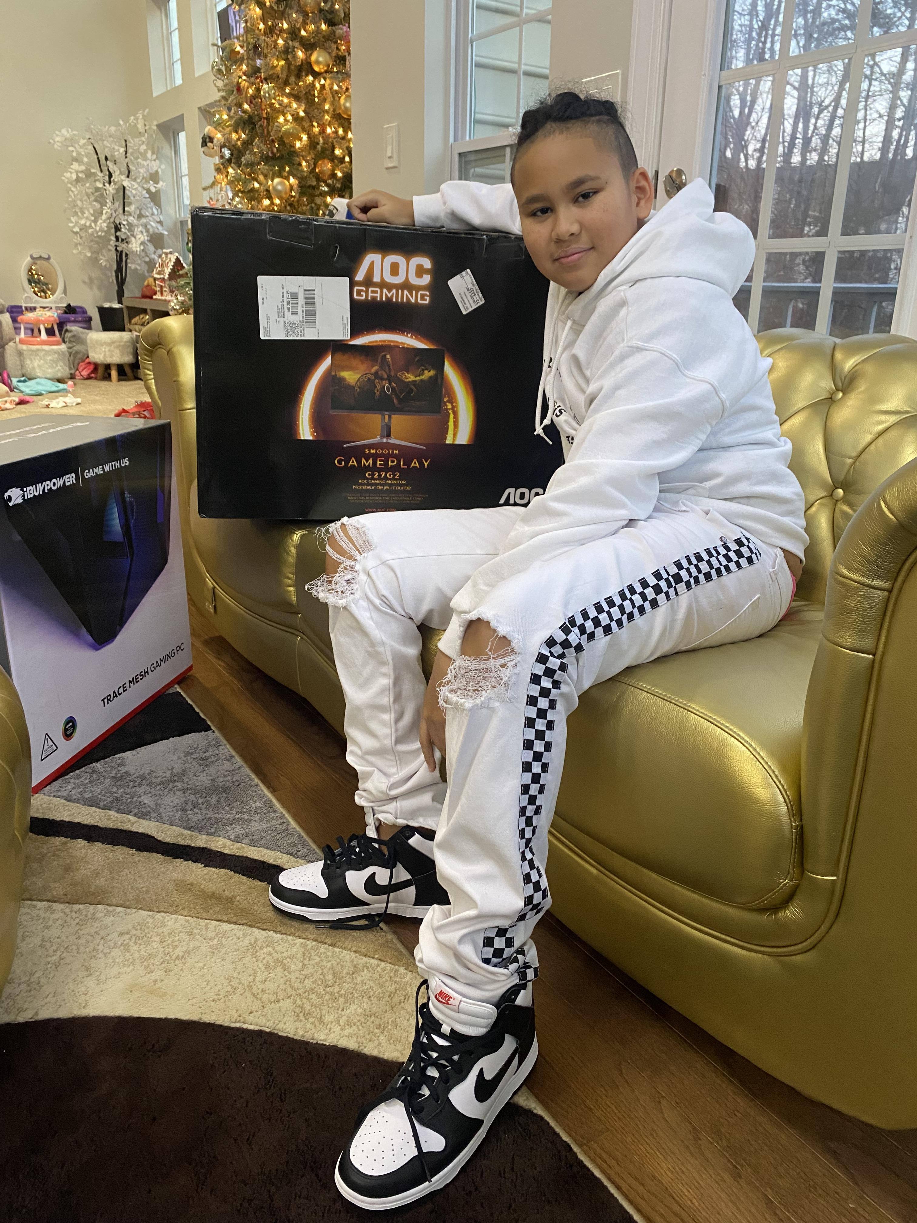 Customer provided, click to load a larger version