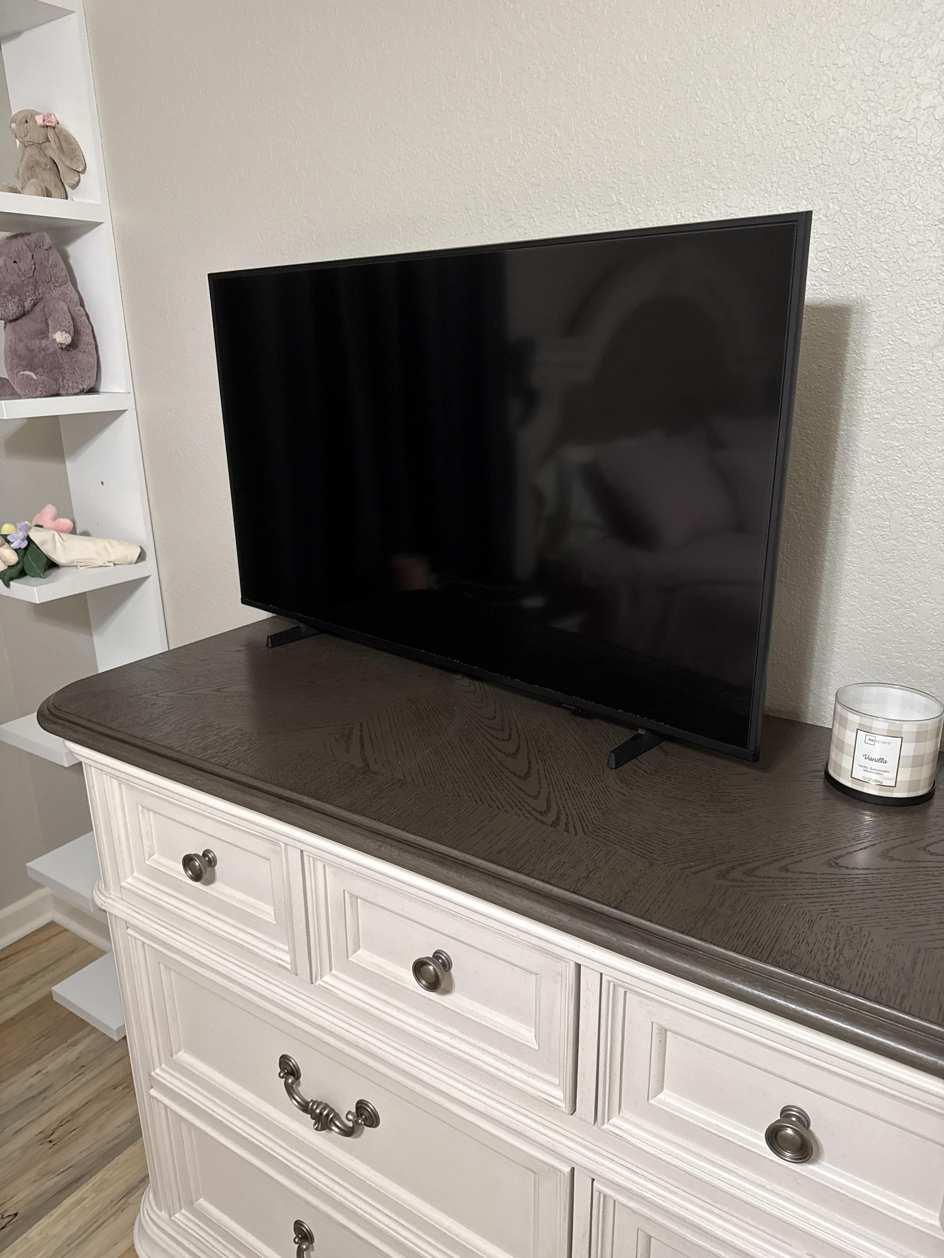 Samsung 40" Class F6000F Series LED Full HD Smart Tizen TV (2025)  UN40F6000FFXZA - Best Buy