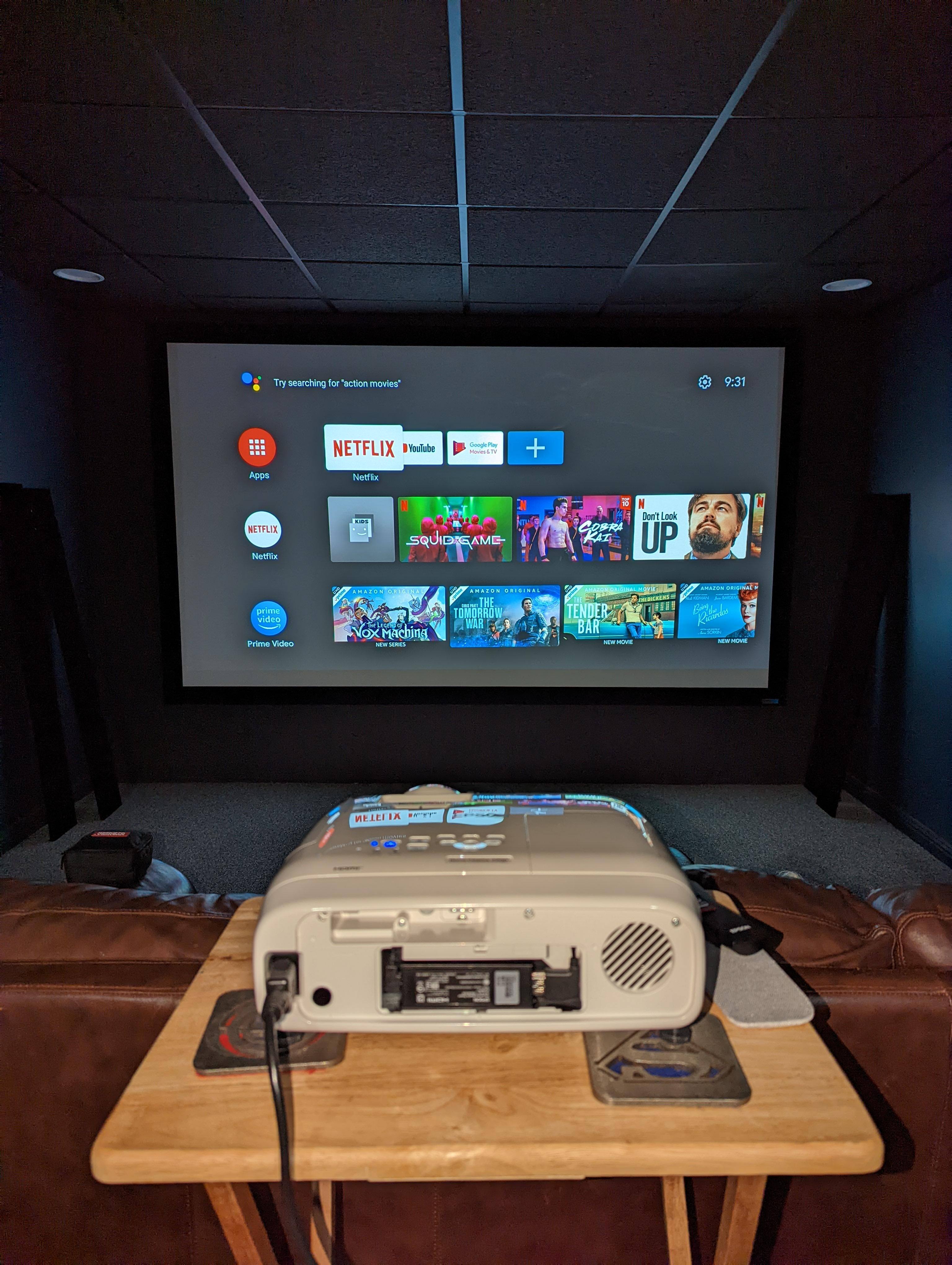 Nice image on the screen. Can see I had to fully extend the rear points and still prop up., click to load a larger version