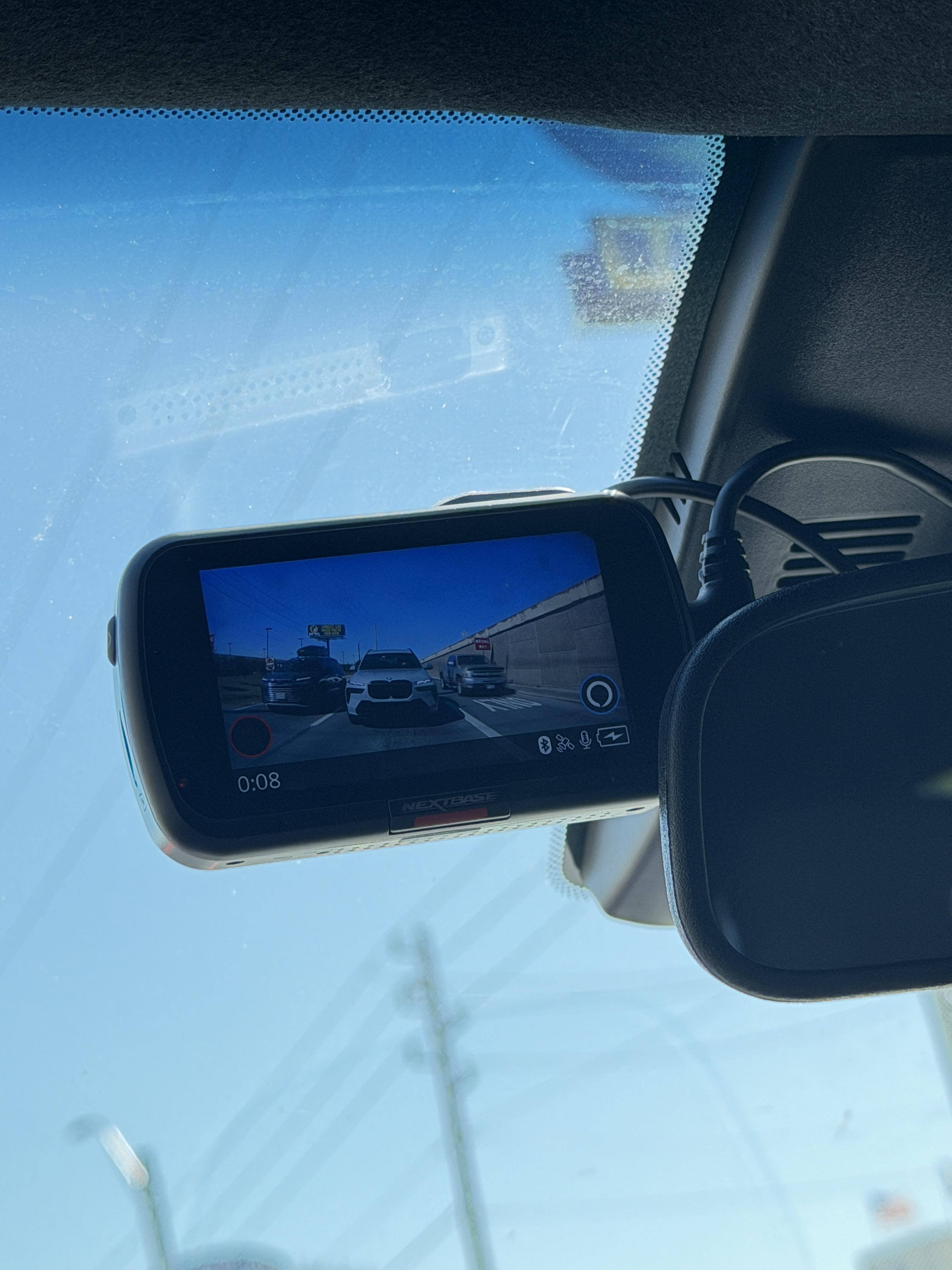 In this picture, I have the rear camera view to show an example, click to load a larger version