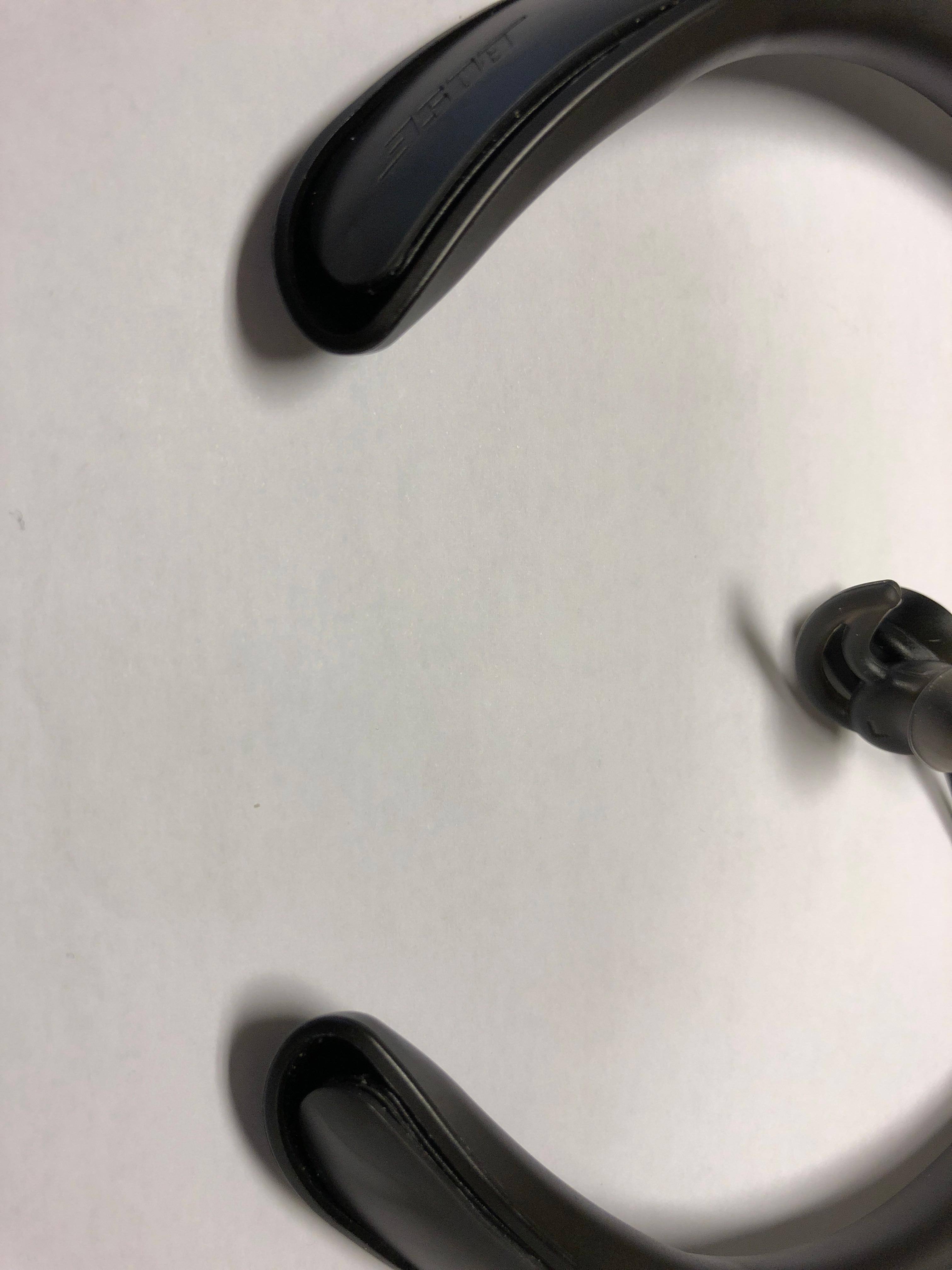 Separated on both sides., click to load a larger version