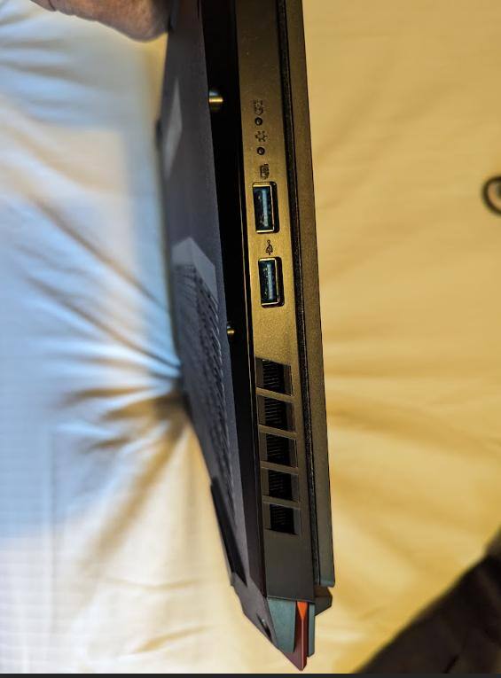 Ports on the right side, click to load a larger version