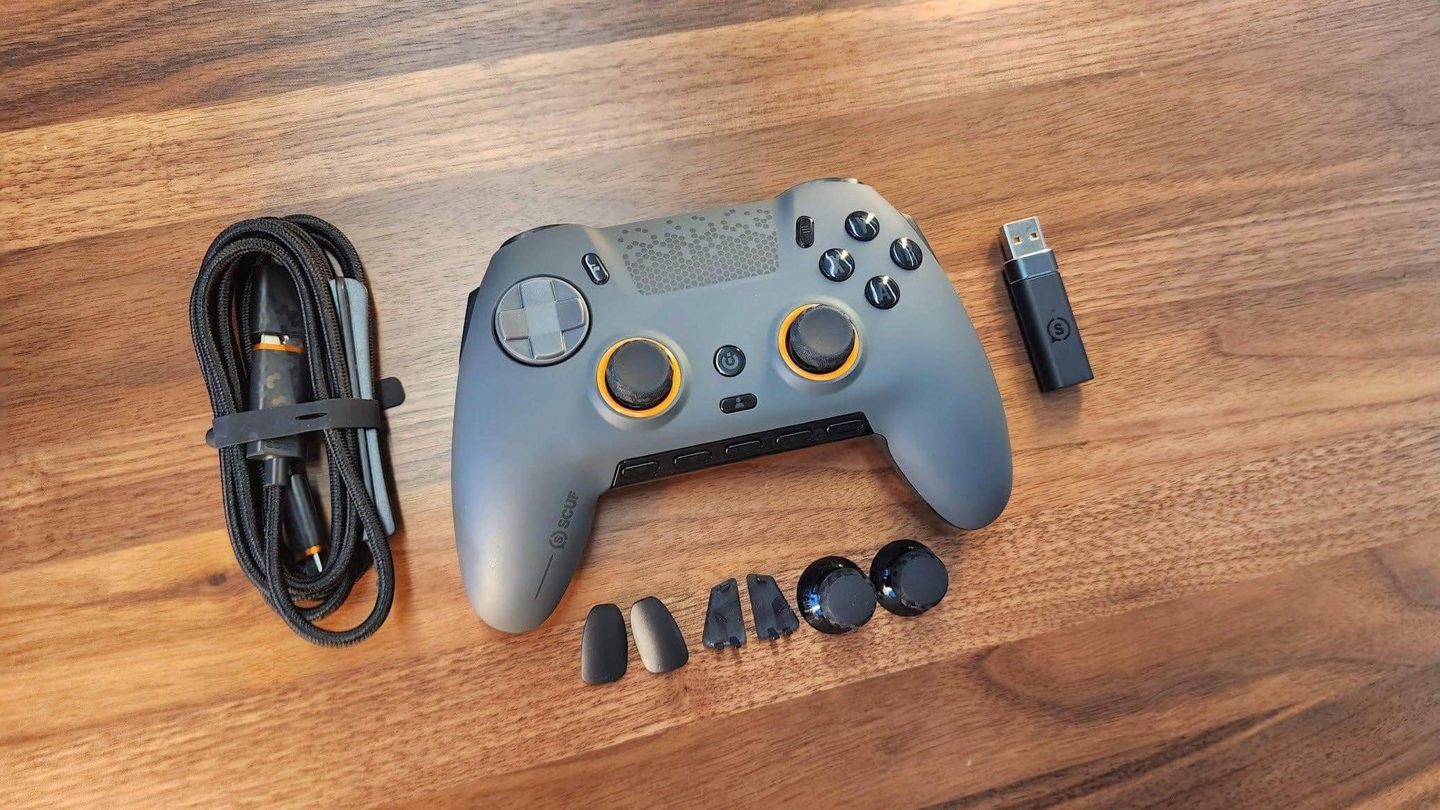 SCUF ENVISION PRO V1 Wireless Gaming Controller for PC White/Gray