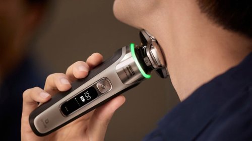 Philips Norelco  i9000 Prestige Rechargeable Wet & Dry Shaver with Charge Stand, Precision Trimmer and Premium Case - Chrome BUY IN MIDDLE EAST