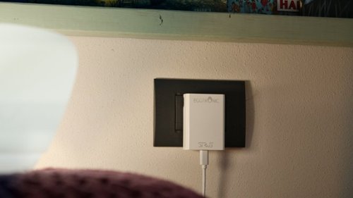 Einova Eggtronic Sirius 65W USB-C Universal Power Adapter - White BUY IN MIDDLE EAST