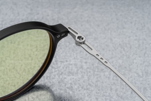 GUNNAR Loop Computer Glasses with Blue Light Reduction, Amber Lenses - Onyx Mercury SHOP ONLINE