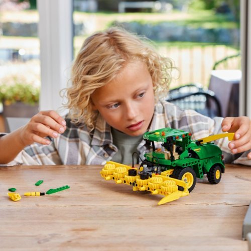 LEGO Technic John Deere 9700 Forage Harvester Farm Toy 42168 GLOBAL SHIPPING