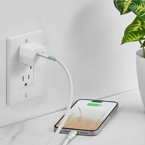 Insignia™ 7' USB-C to USB-C Braided Charge-and-Sync Cable with High-Speed Data Transfer - White BUY IN EUROPE