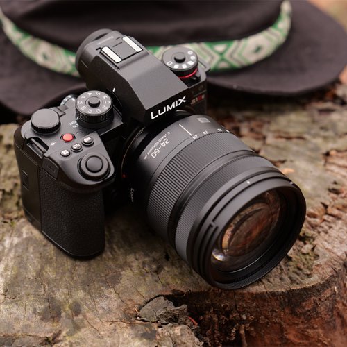 Panasonic LUMIX S1 IIE Mirrorless Camera - Best Buy