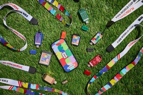 SANDISK 64GB USB-C FLASH DRIVE: FIFA WORLD CUP 2026 EDITION GLOBAL - Black BUY IN MIDDLE EAST