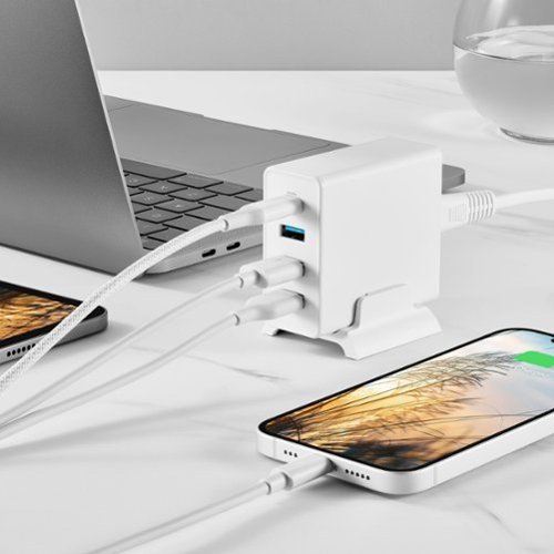 Insignia™ 47W 4-Port Wall Charger with 1 USB-C & 3 USB Ports with 4 ft. Power Cord for Smartphones, Tablets and More - White WORLDWIDE DELIVERY
