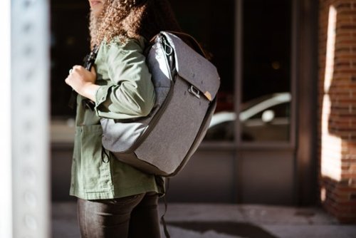 Peak Design Everyday Backpack V2 20L - Charcoal BUY IN EUROPE