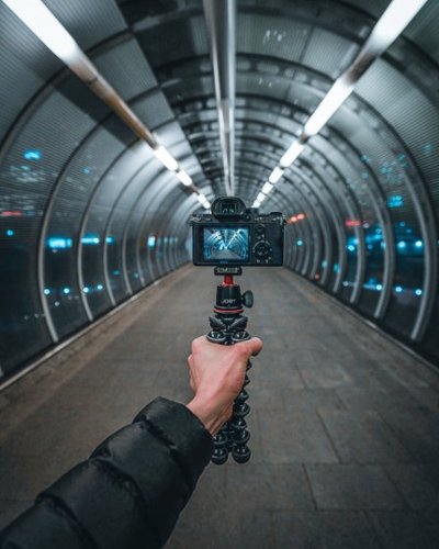 JOBY GorillaPod 3K SMART Vlogging Tripod - Black/Red/Charcoal BUY IN SAUDI ARABIA