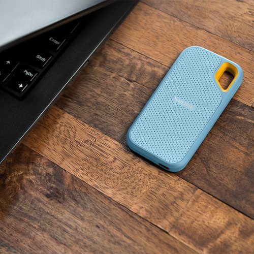 SANDISK Extreme Portable 1TB USB 3.2 Gen 2 Type C External SSD V2