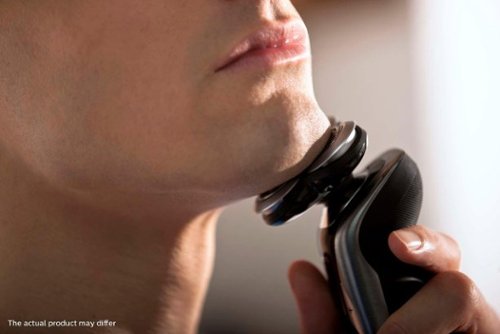 Philips Norelco 9300 Clean & Charge Wet/Dry Electric Shaver - Black/Silver SHOP ONLINE