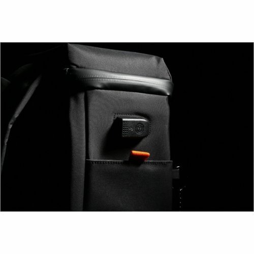 Swissdigital Design SEON L+ TSA-Friendly Backpack With USB Charging Port  RFID Protection and Fits Up to 16″ Laptop - Black BUY IN JAPAN