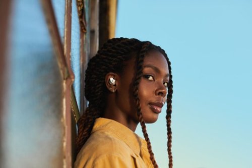 Beats Studio Buds Totally Wireless Noise Cancelling Earbuds - White BUY IN EUROPE