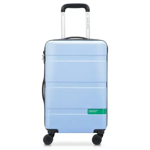 a PARIS OELSET PAR UNITED COLORS OF BENETTON