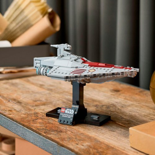 LEGO Star Wars Acclamator-Class Assault Ship Buildable Spaceship Toy Model 75404 BUY IN EUROPE