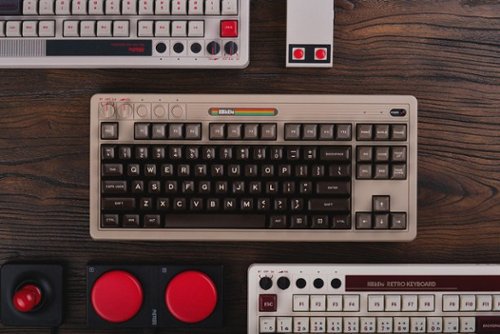 8BitDo Retro Joystick and Mechanical Keyboard - C64 Edition BUY IN NETHERLANDS