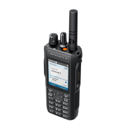 Motorola Solutions - New Motorola R7 UHF Radio enabled with display AAH06RDN9RA1AN complete bundle - Black-Front_Standard 