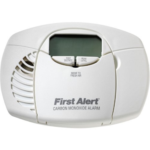  First Alert - Battery Operated Carbon Monoxide Alarm with Digital Display - White
