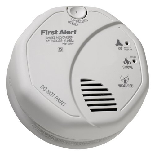  First Alert - Wireless Interconnect Talking Battery Operated Smoke and Carbon Monoxide Alarm - White