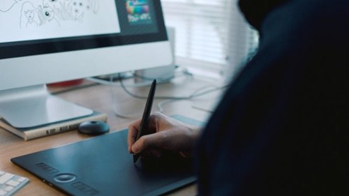 Wacom Intuos Pro Pen Drawing Tablet (Large) - Black WHERE TO BUY