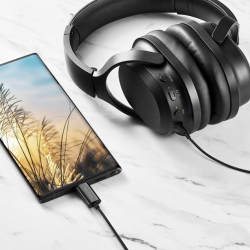 Insignia™ 3’ USB-C to 3.5 mm Cable - Black WHERE TO BUY