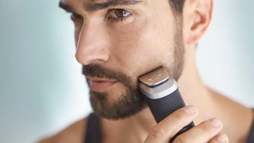 Philips Norelco Multigroom 5000 Trimmer - Black/Silver BUY IN MIDDLE EAST