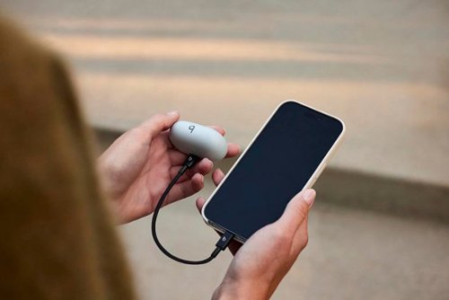 Beats 5' USB-C to Lightning Woven Cable - Bolt Black BUY IN MIDDLE EAST