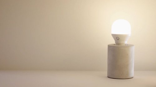 LIFX MINI DAY & DUSK 800-Lumen, 9W Dimmable A19 LED Light Bulb, 60W Equivalent - White WHERE TO BUY