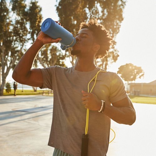 Takeya Actives 32-oz. Water Bottle with Spout Lid - Midnight GLOBAL SHIPPING