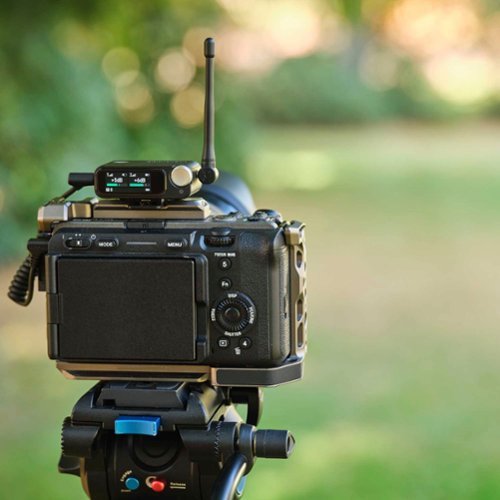 Saramonic Ultra 2-Person Universal Wireless Mic w/32-Bit Float Recording BUY IN HONG KONG
