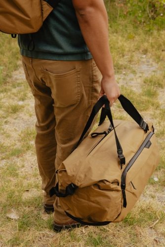 Peak Design Travel Duffel 35L - Coyote BUY IN AUSTRALIA