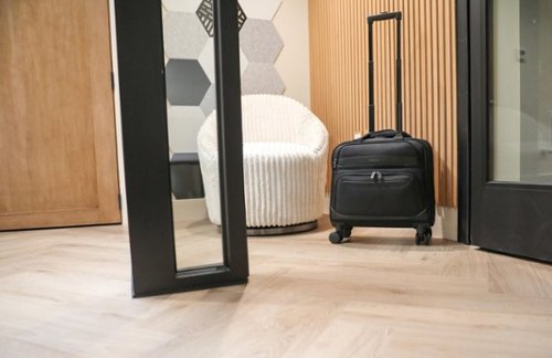 Targus 16 4-Wheel Rolling Laptop Case - Black BUY IN DUBAI